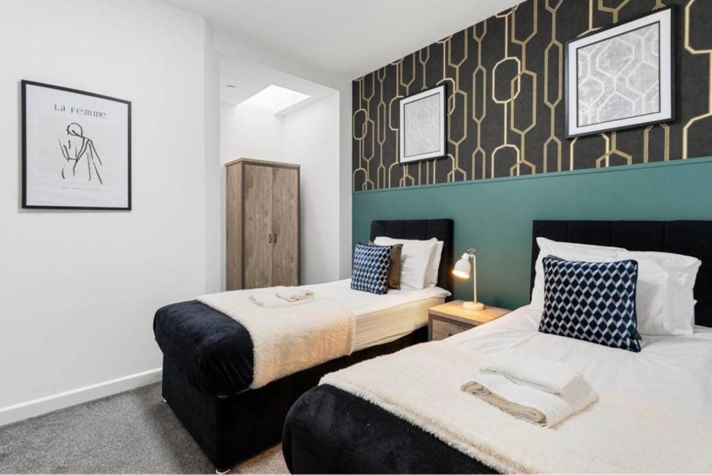 Modern Spacious Three Bedrooms With Private Garden Cardiff Kültér fotó